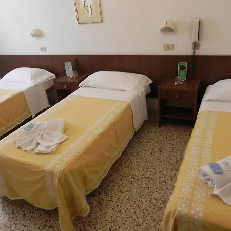 Stella Maris Hotel 2*