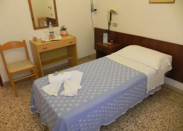 Stella Maris Hotel 2*