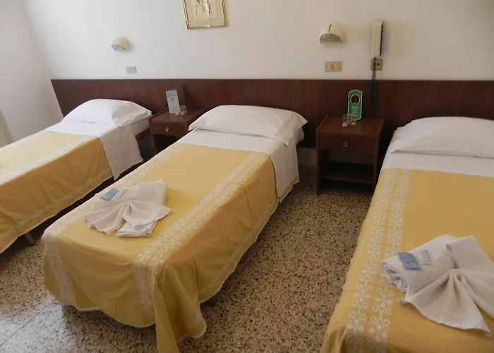 Stella Maris Hotel 2*